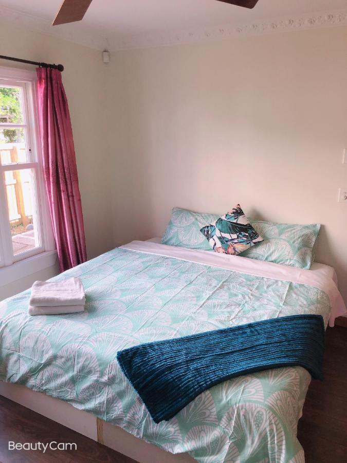 Papanui Road Holiday Home クライストチャーチ エクステリア 写真
